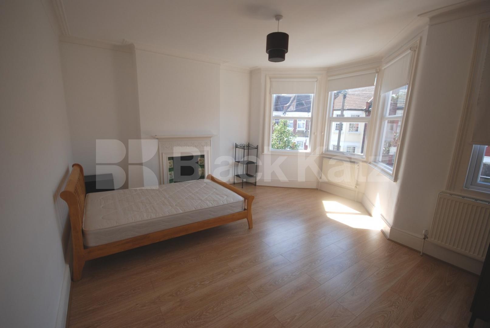 			NEW INSTRUCTION!, 4 Bedroom, 1 bath, 1 reception House			 Belmont Avenue, Turnpike Lane